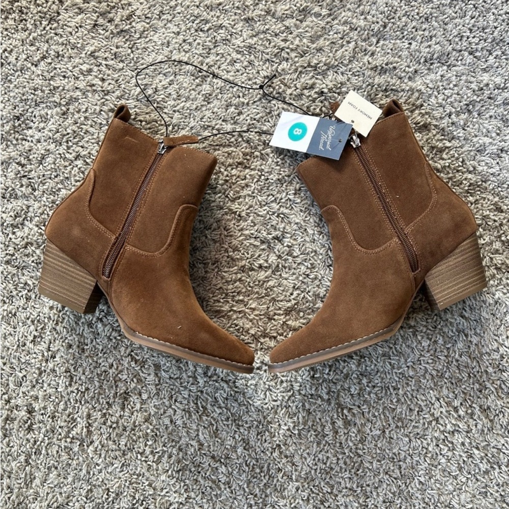 Women’s western boots